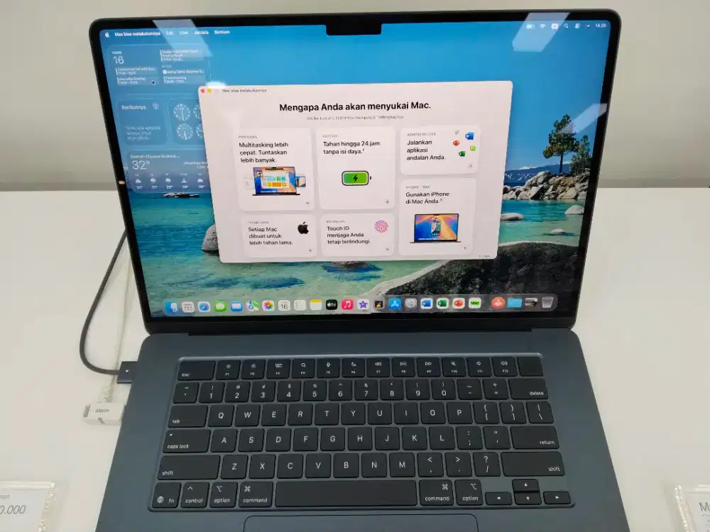 MacBook Air 15inci