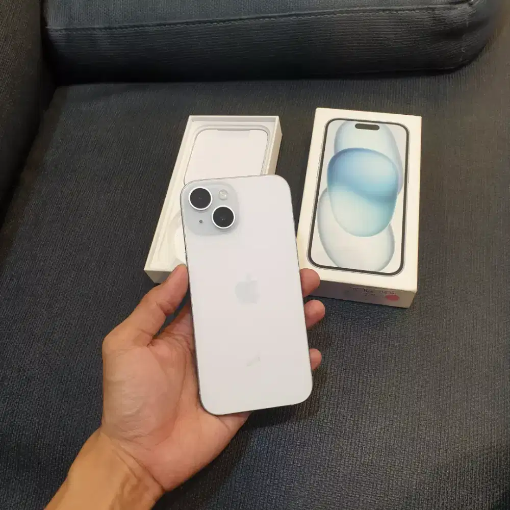 Iphone 15 128 ibox garansi on feb 2026