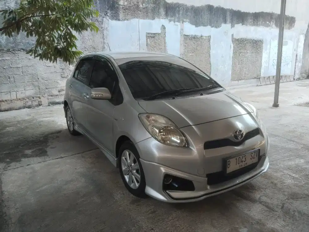 Toyota Yaris J Manual 2012 upgrade Trd
