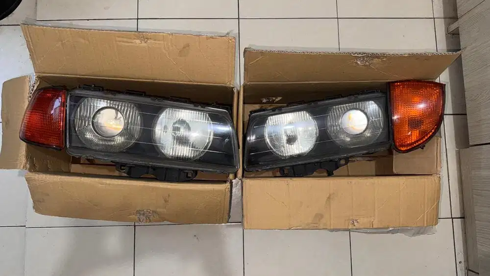 Head lamp e38 1997 / lampu utama
