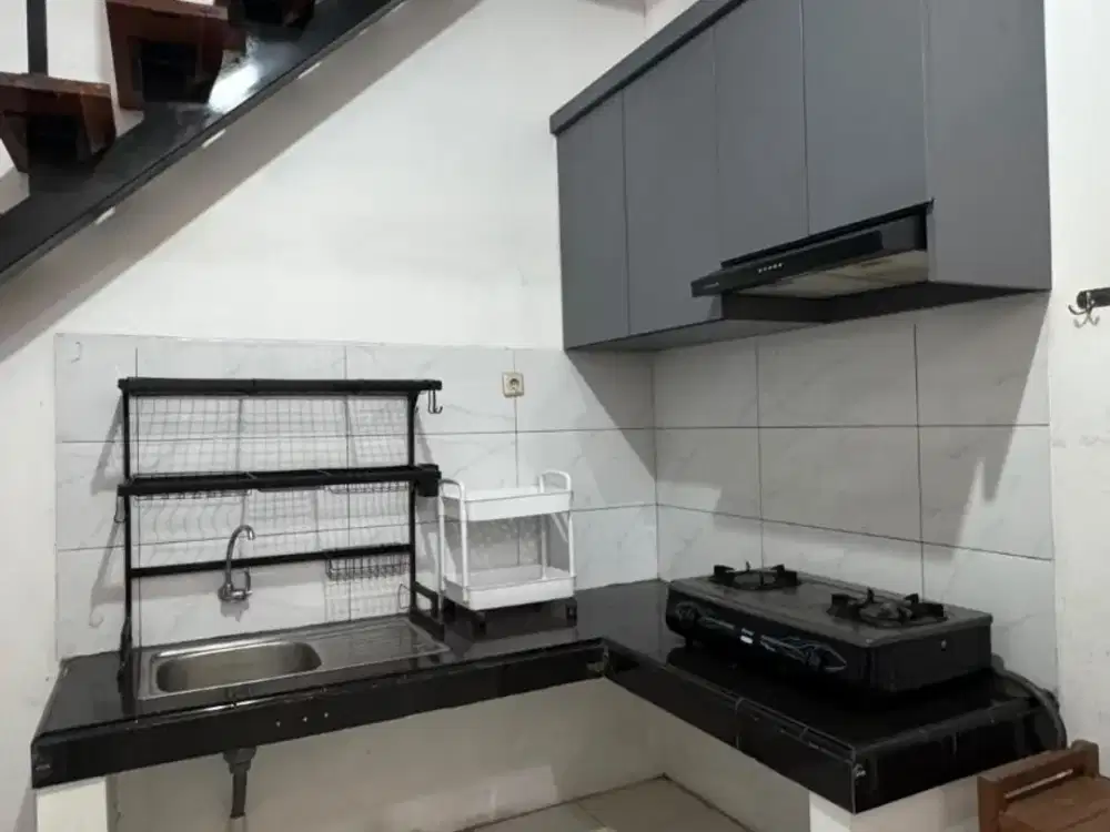DIJUAL RUMAH 1,5 LANTAI SEMI FURNISHED KOTA WISATA CIBUBUR BOGOR