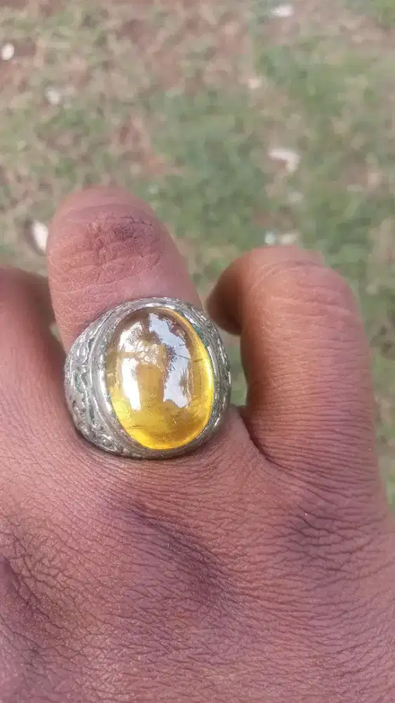 Yellow safir asli