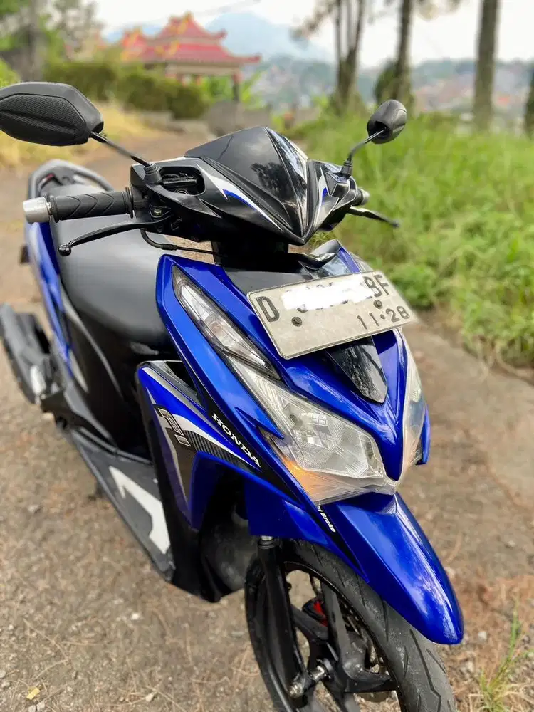 Honda Vario 125 (KZR) BIRU (tembus faktur) 2013 type ESP ISS