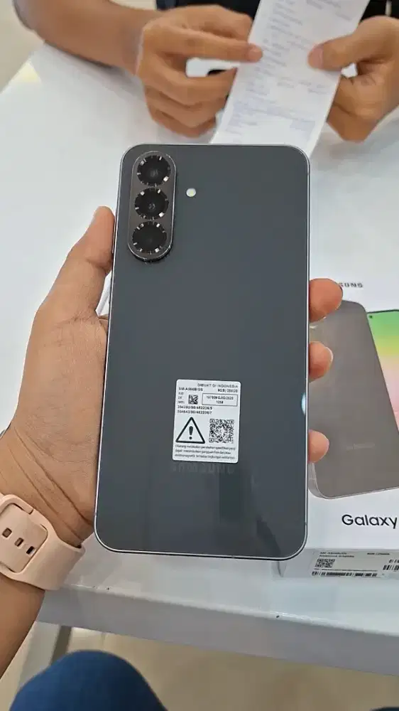 SAMSUNG GALAXY A56 5G 12/256