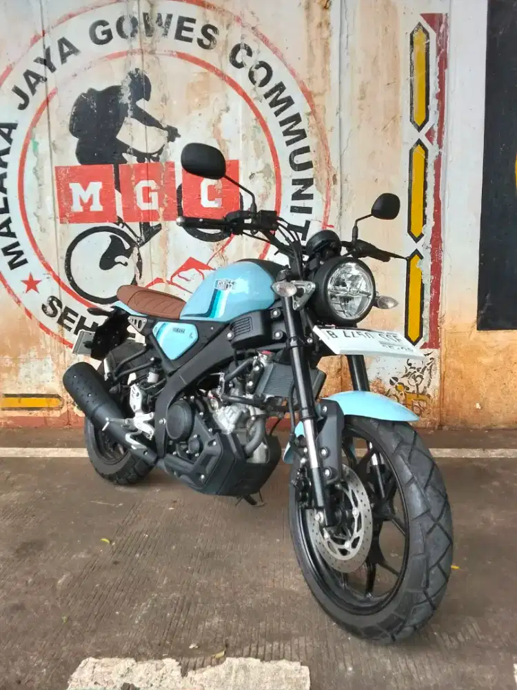 Yamaha XSR 155 Gress seperti baru