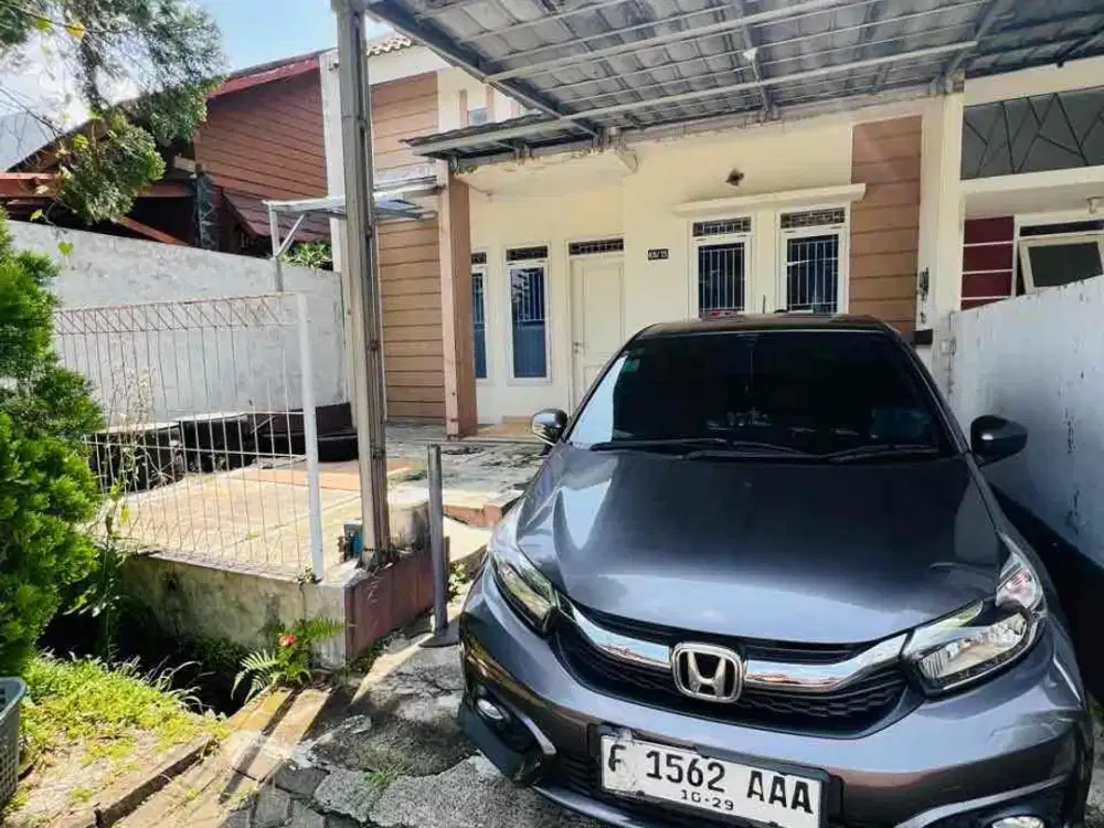 Rumah Dalam Cluster Di Kemang Regency Dekat Tol Summarecon