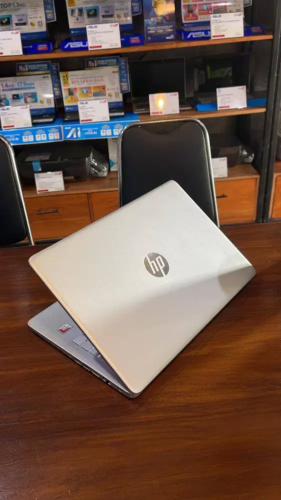 HP 14s-dk0073AU [Natural Silver] - AMD A4 | RAM 8GB DDR4 | SSD 256GB