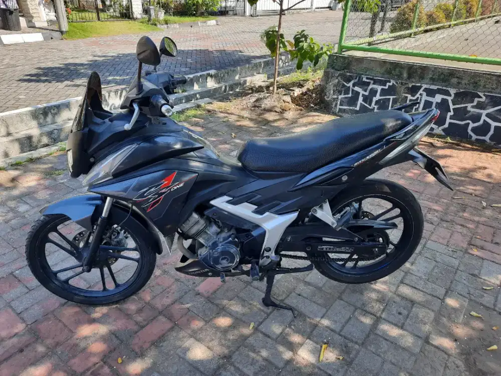HONDA CS1 2008 HITAM BAGUS PJK HIDUP SLEMAN SURAT KOMPLIT MESIN BAGUS