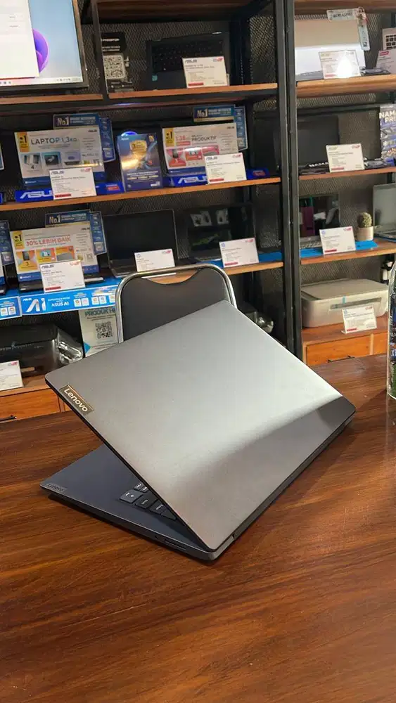 Lenovo V14-ADA 9DID [Iron Grey] - AMD Athlon Gold 3150