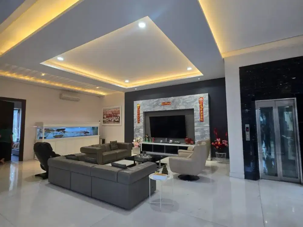 Dijual Rumah Langka PIK 1 - Garden House 17x25 Hoek 4 BR