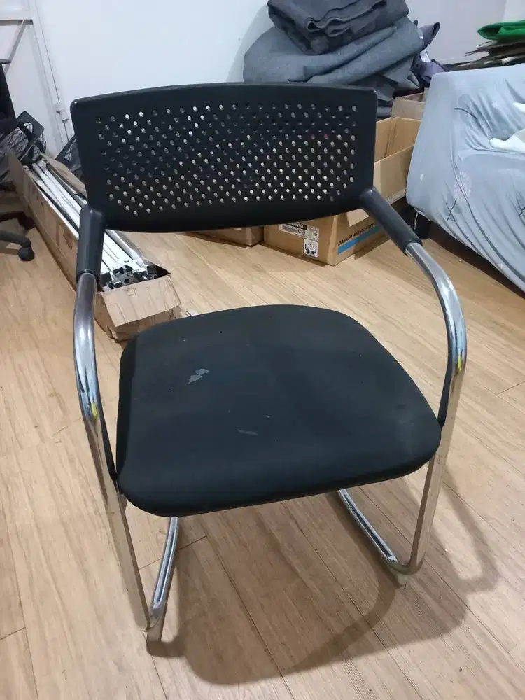Kursi Kantor Wizard Bekas