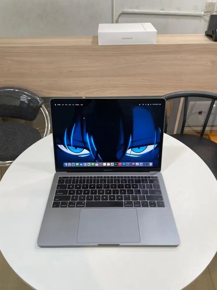 MacBook Pro i5 2017 8/256GB