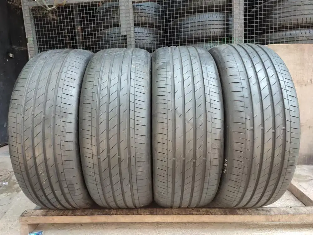 Ban bekas 255/50 R21 Goodyear Efficient Grip