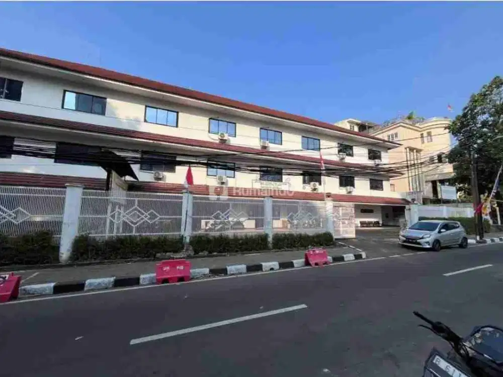 Dijual Cepat Gedung 3 lantai