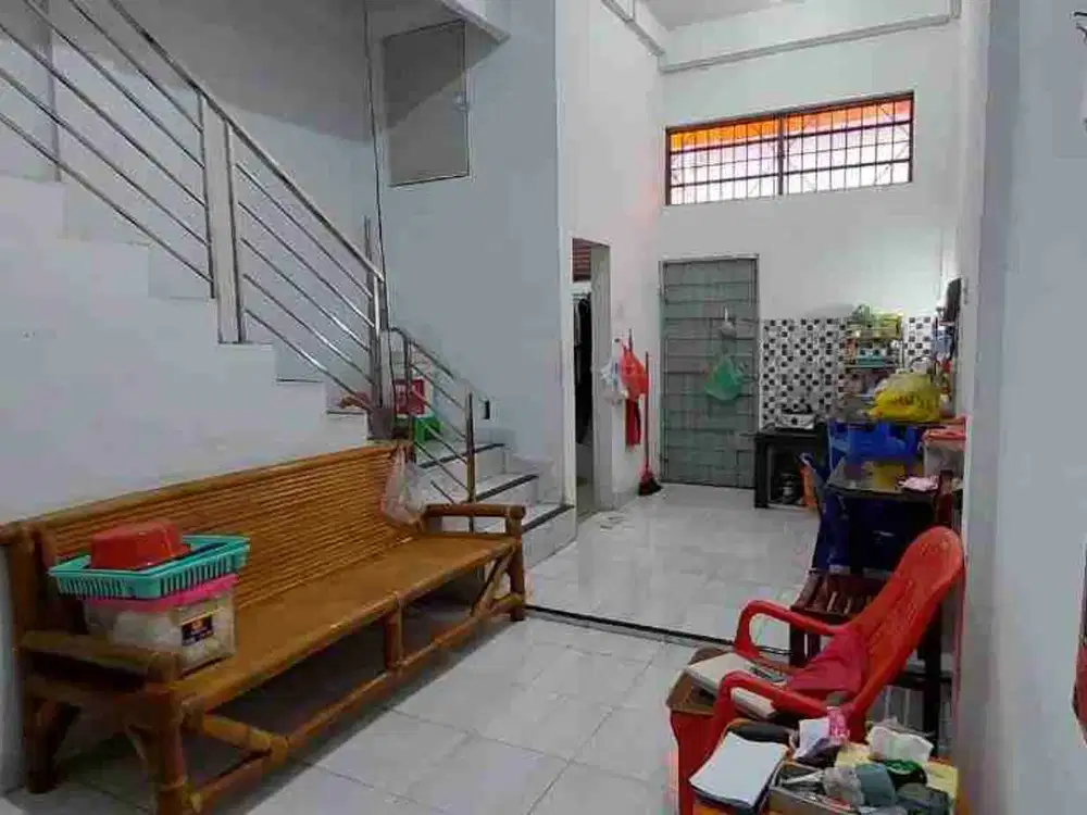 Jual rumah jalan HM Yamin Komplek Serdang Mas.