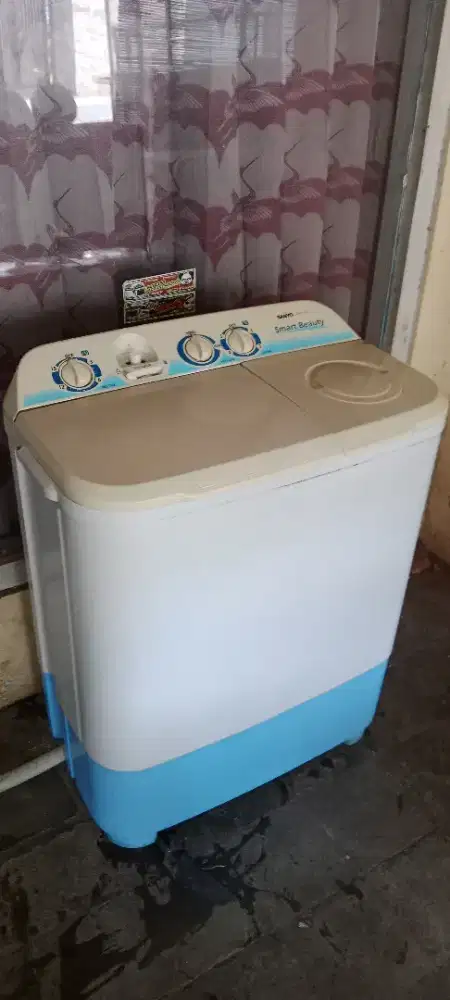 Dijual mesin cuci SANYO AQUA 8 kilo normal dinamo masih ori