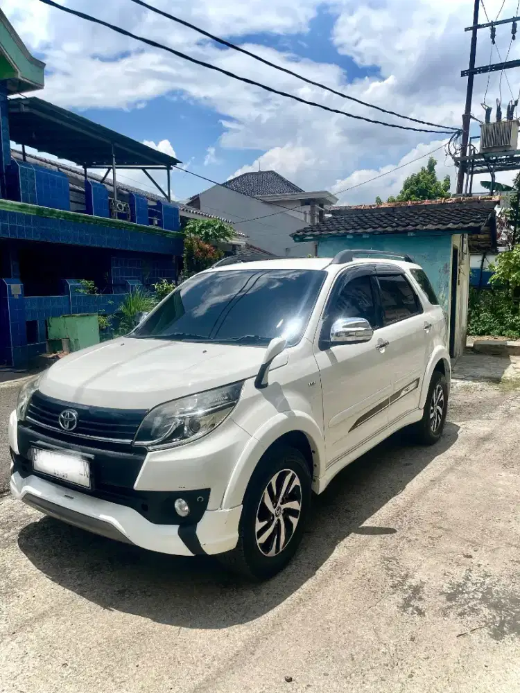 Di Jual Rush Matic Trd Sportivo 2015. Mulus Luar Dalam