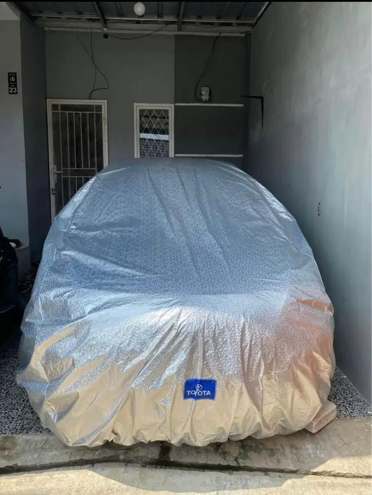 Caver mobil sedan