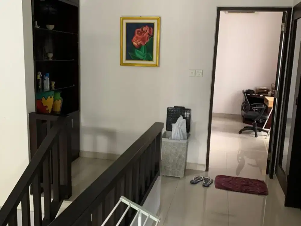FOR SALE VILLA SUNSET ROAD