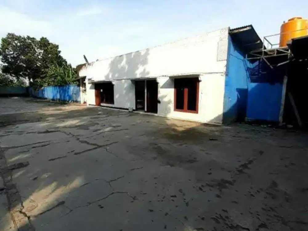 Di jual tanah dan gudang Langsung bisa dipakai