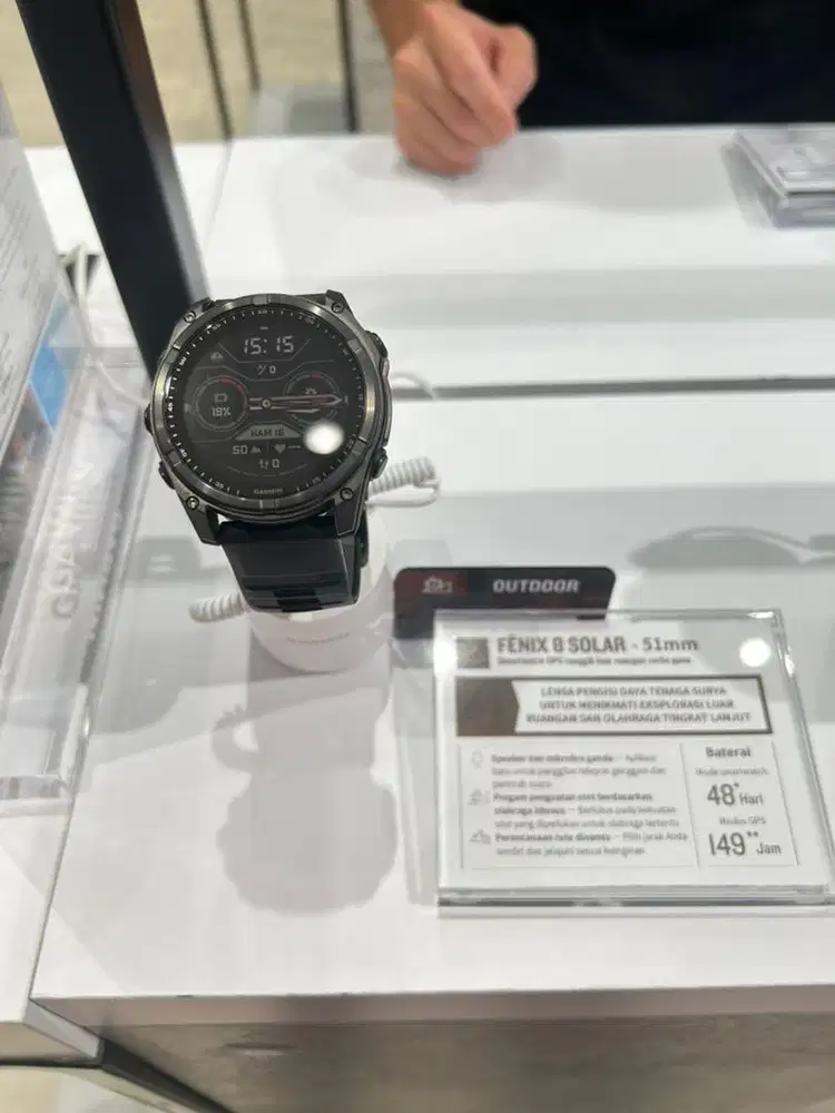 garmin  fenix 8 solar
