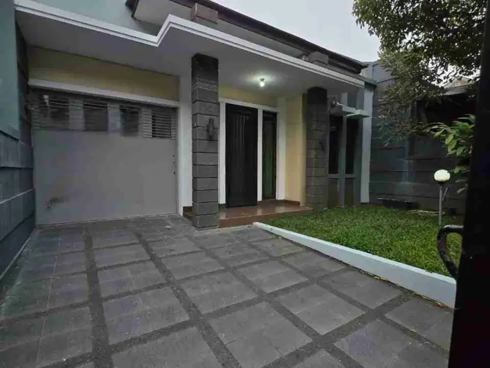 Rumah Siap Huni di Komplek Batununggal Indah