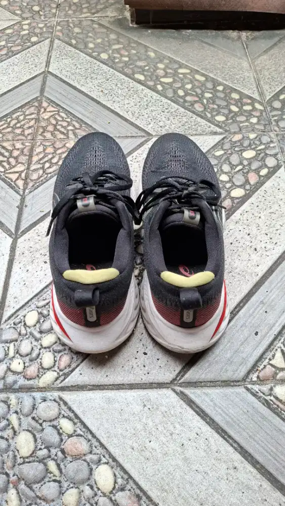 Sepatu Asics Gel-Cumulus 25