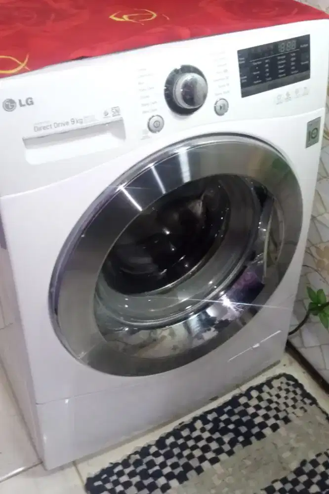 Bu satset agkut skrg Mesin cuci frontloading LG 9kg,touchscreen,normal