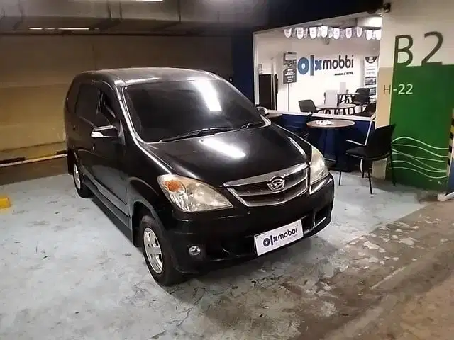 Daihatsu Xenia 1.0 Li Deluxe Bensin-MT 2011 Hitam