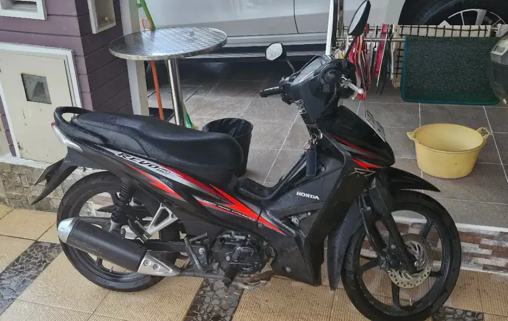 Honda Absolute Revo 2012