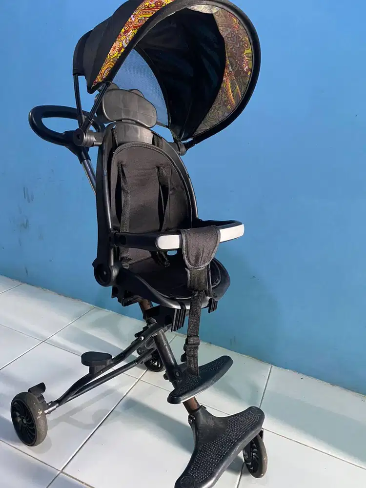 Stroller anak bekas