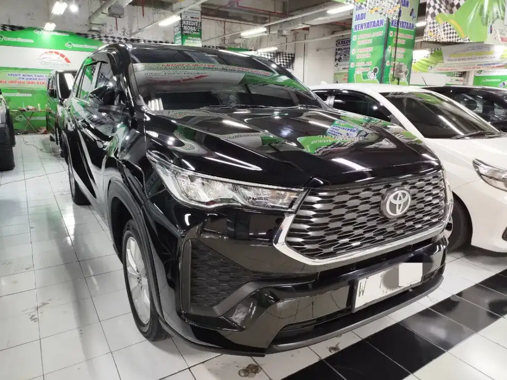 Toyota Innova Zenix V bensin matic 2022