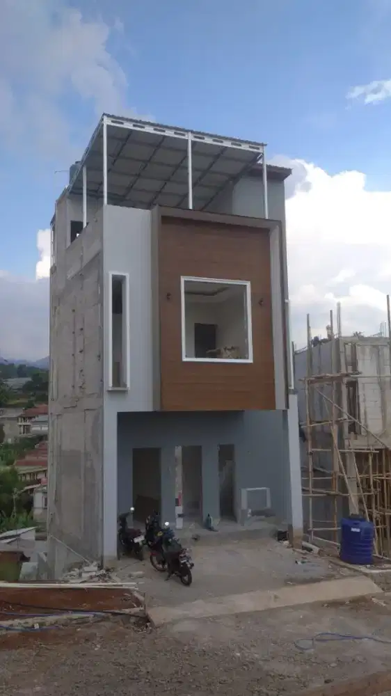 Villa dekat Kota Bandung, Pemandangan Indah 3 Lantai 1Man, Cash /Kpr