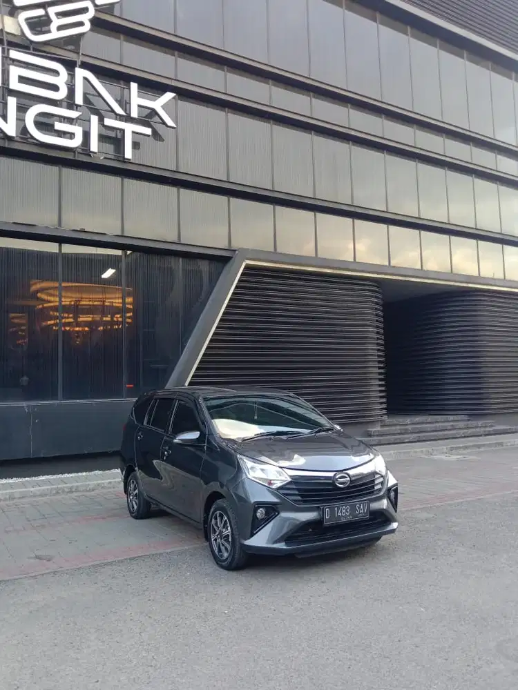 Dp 5 juta !! Sigra R matik 2022 km 60 rb