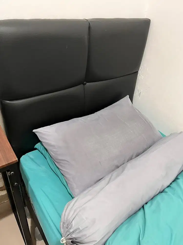 Divan Ukuran 90 Warna Hitam