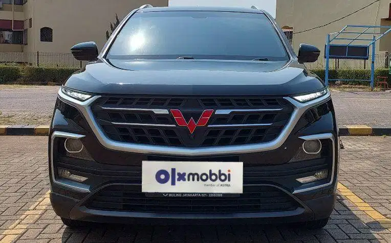 TDP 8,JT Wuling Almaz 1.5 Exclusive 7-Seater Bensin-AT Hitam 2019
