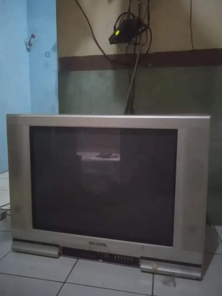 Toshiba 29 Inch Remot + STB + Antena Dalam
