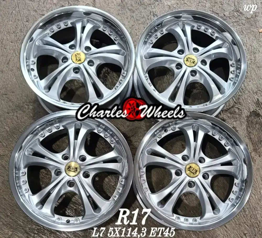 Jual velg nakayama r17 5x114,3 innova brv crv hrv rush dll