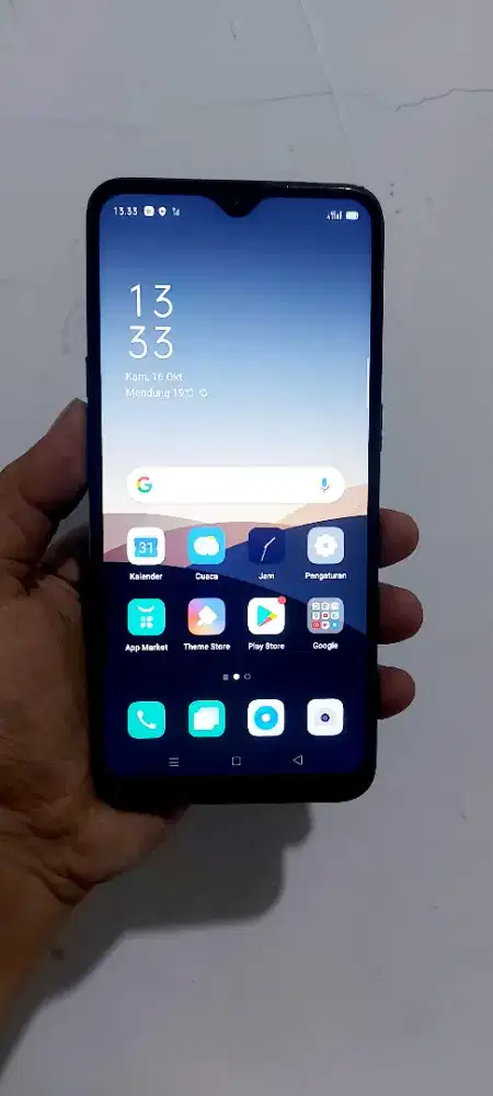 oppo F9 ram 4/64gb normal mulus no minus jual hp ja lok ciledug