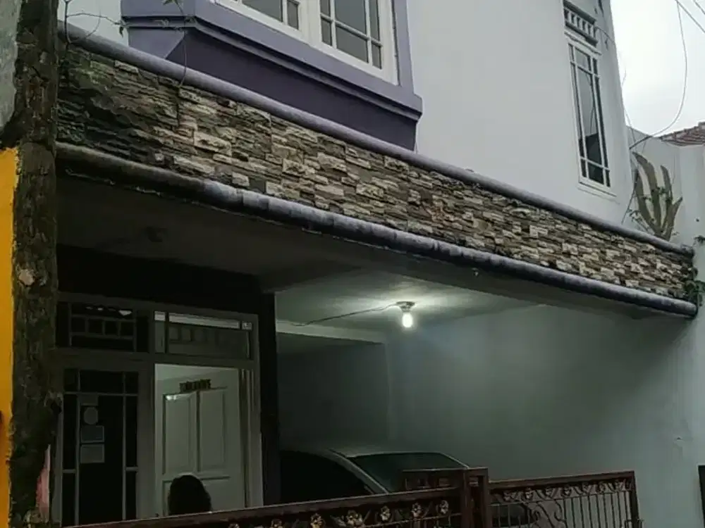 Dijual rumah siap huni di Sarijadi Cibogo Pasteur Bandung