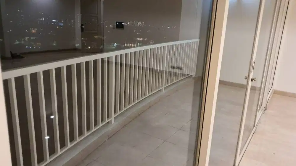 Apartemen Adhiwangsa Golf View Lenmarc Tower A Pakuwon Mall Surabaya
