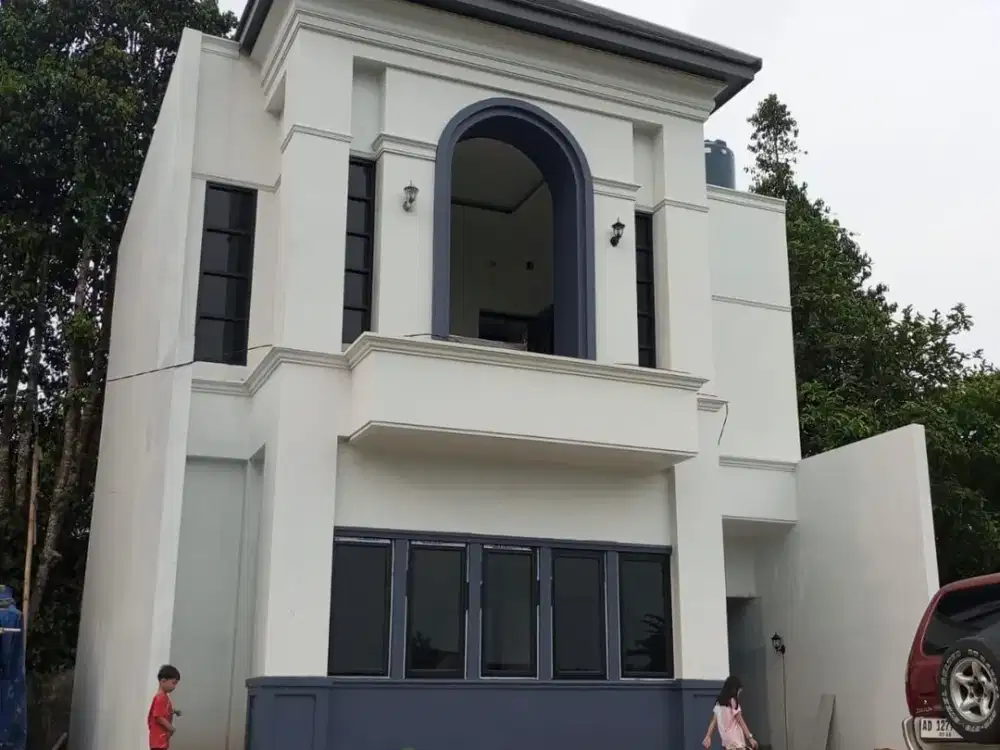 DIJUAL RUMAH MEWAH 2 LANTAI DI JALAN GODEAN KM 7 GODEAN SLEMAN