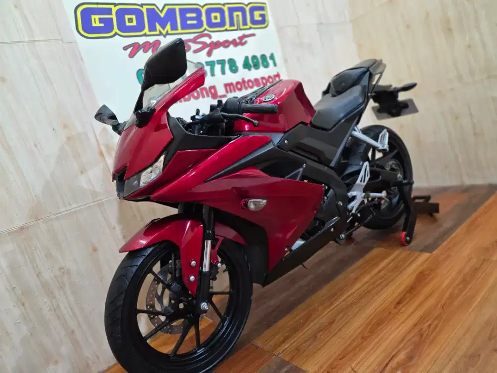 YAMAHA R15 V3 2018