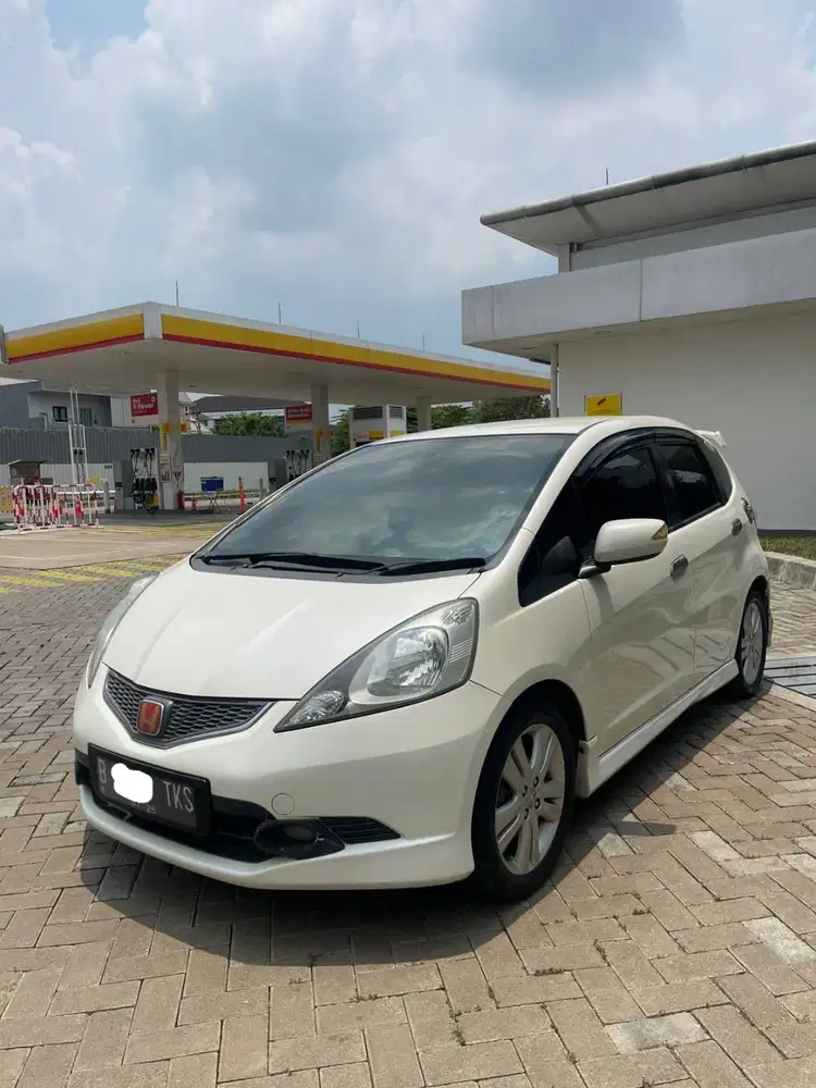 Honda Jazz RS 2010 Manual