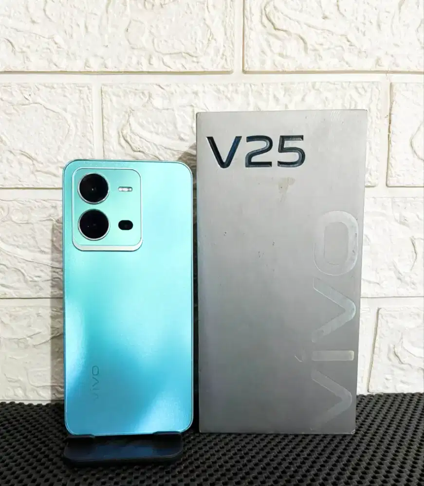 Vivo V25 5G 8/256 Mulus Fullset