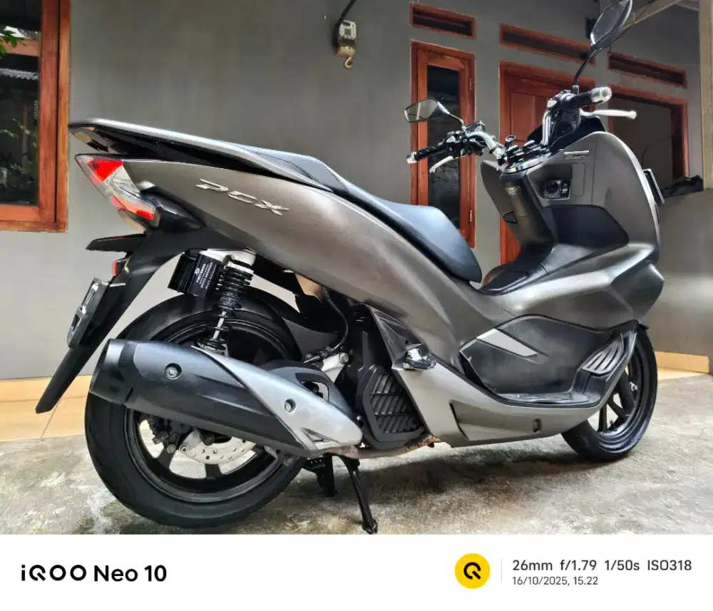 FULL ORISINIL !! HONDA PCX 150 ABS 2020 PAJAK PANJANG MULUS TERAWAT