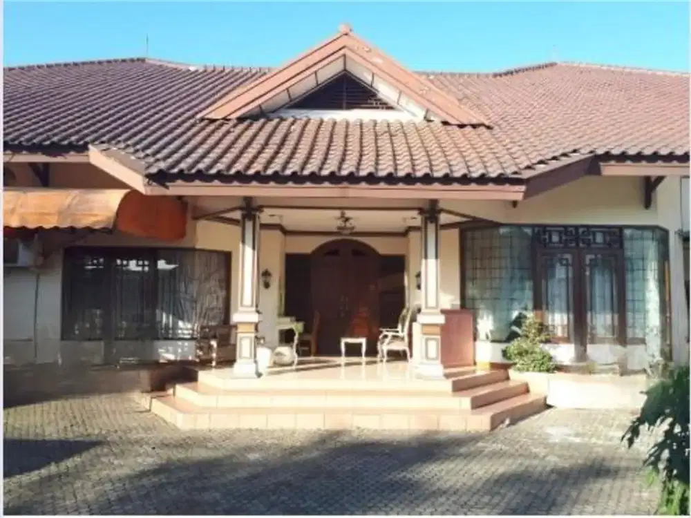 Dijual Rumah di Kawasan Strategis – Kondisi Kokoh dan Siap Huni