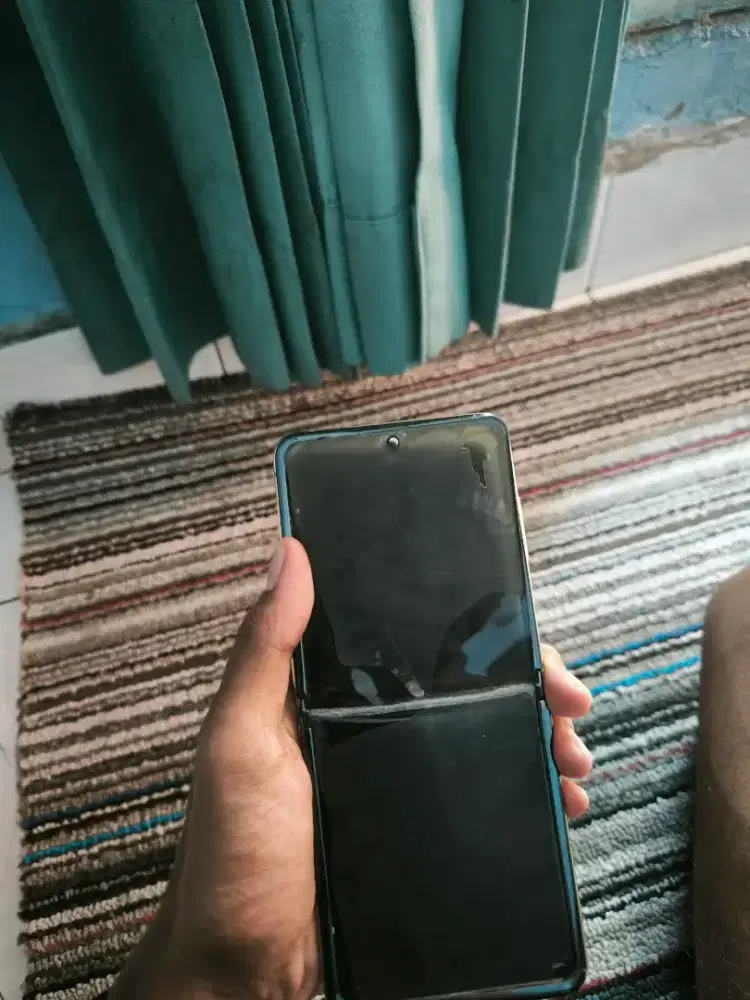 Samsung z flip 1