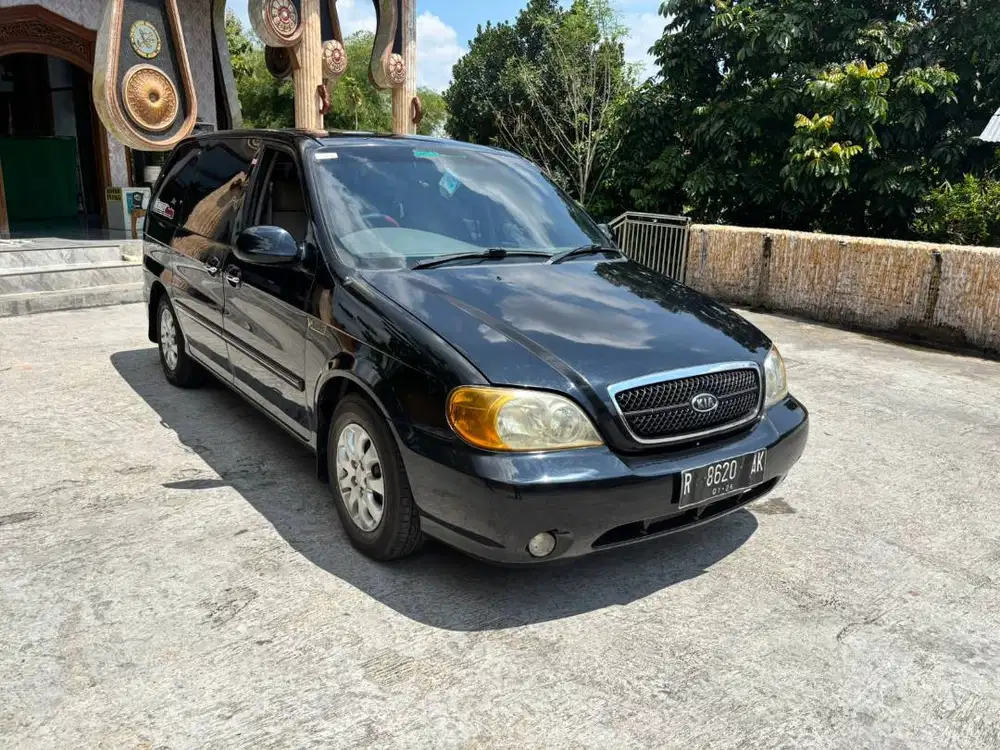 2005 KIA Sedona 2.5 Plat R Off mujiono mobil bekas sekoto kediri