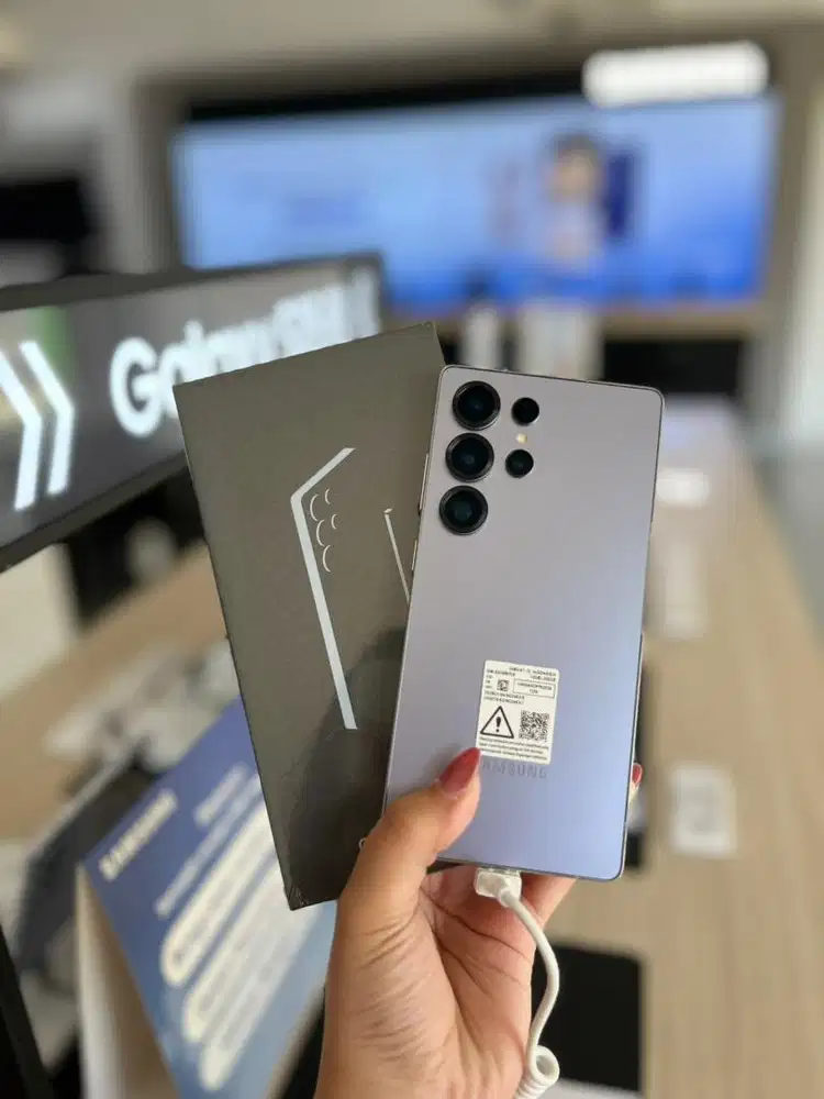Kredit solo raya/ Samsung S25 Ultra